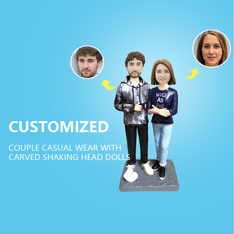 Customized Couple Casual Wear With Carved Shaking Head Dolls